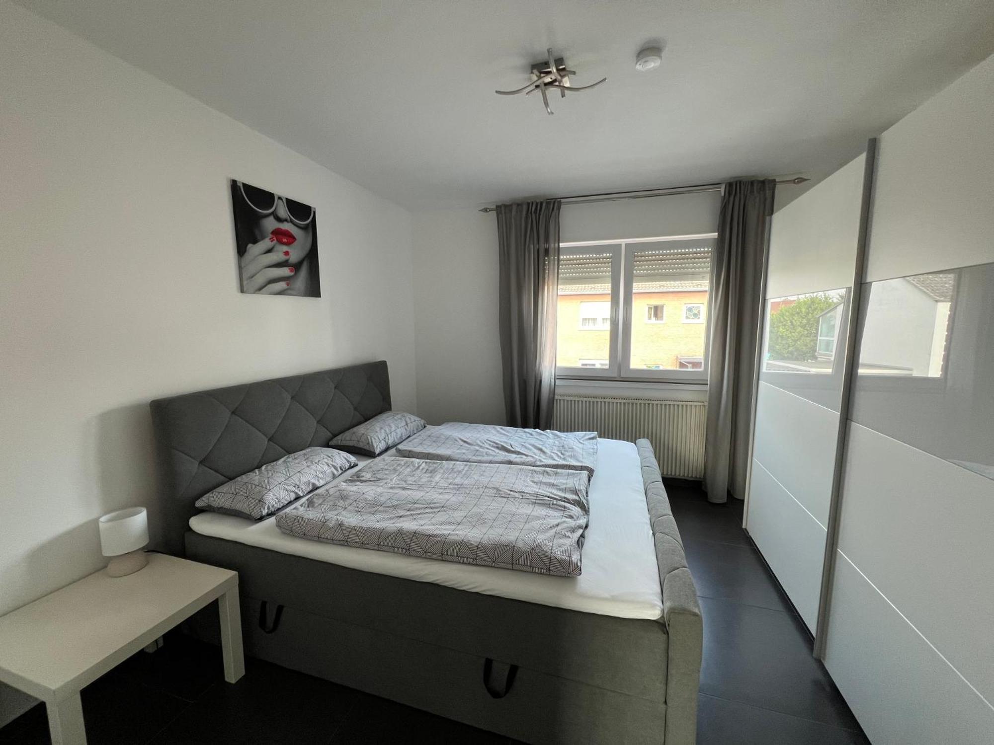 Elegante Apartment In Erftstadt Mit Balkon, Zentral, Bahnhof Nah, Phantasialand Bruehl Bei Cologne Exterior photo